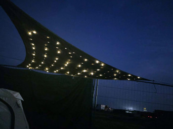 Voile d'ombrage triangle à led - 180g/m² - 3.25m x 3.25m x 3m